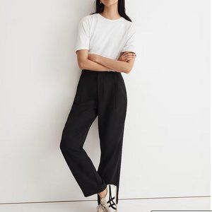 Madewell Pleated Tapered-Leg Pants in Easygoing Crepe Size 6